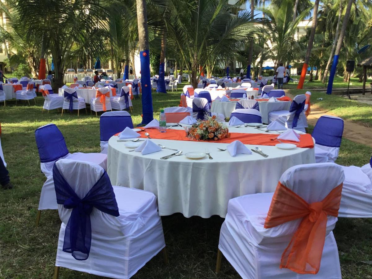 Mombasa Continental Resort Shanzu Buitenkant foto